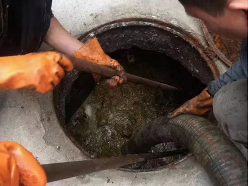 中沙化油池、化粪池清理要做哪些安全措施？